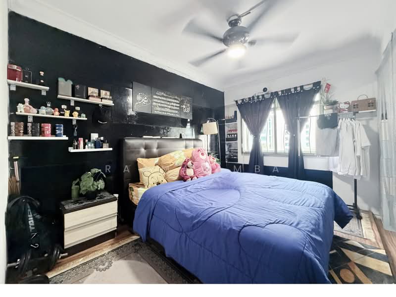 176D Edgefield Plains, 176D Edgefield Plains, 3 Bedrooms, 915 sqft, HDB Flat For Sale, by Rahmat MBA, 500101507 - Bedroom - PropertyGuru.com.sg