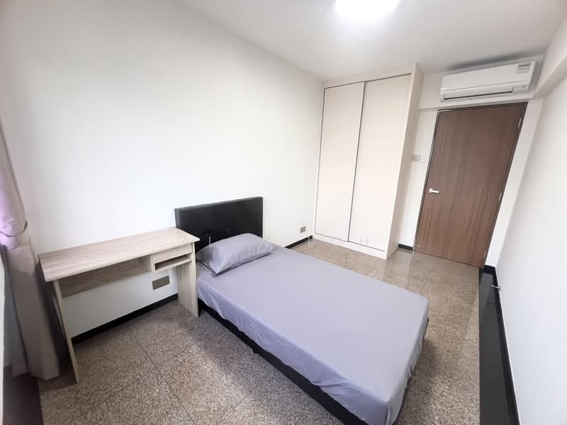 Lucky Plaza, 304 Orchard Road, Room Rental, 100 sqft, Apartment For Rent, by Alan Loh, 500101510 - Bedroom - PropertyGuru.com.sg