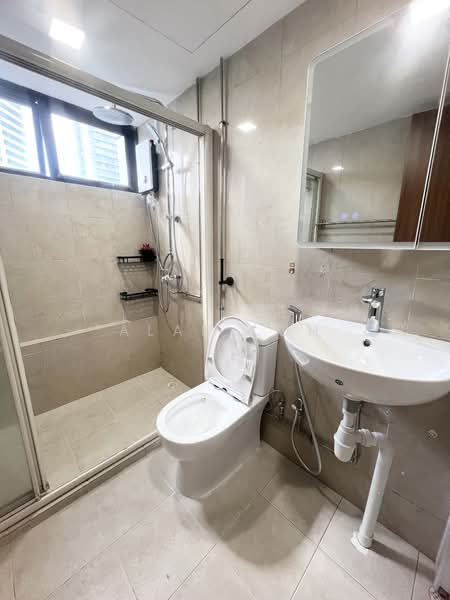 Lucky Plaza, 304 Orchard Road, Room Rental, 100 sqft, Apartment For Rent, by Alan Loh, 500101510 - PropertyGuru.com.sg