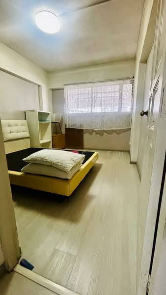 611 Clementi West Street 1, 611 Clementi West Street 1, Room Rental, 250 sqft, HDB Flat For Rent, by Ami Chen 陳嘉嘉, 500101515 - Bedroom - PropertyGuru.com.sg