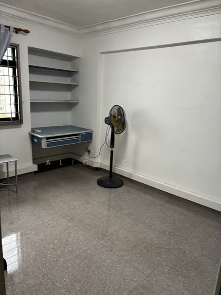 184A Rivervale Crescent, 184A Rivervale Crescent, 3 Bedrooms, 904 sqft, HDB Flat For Rent, by Alice Chua, 500101516 - PropertyGuru.com.sg