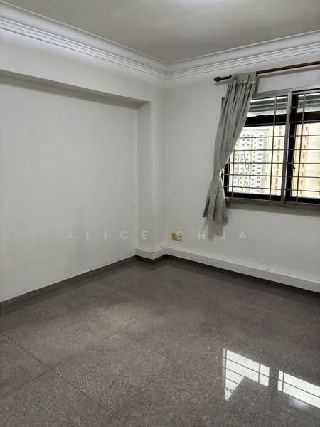 184A Rivervale Crescent, 184A Rivervale Crescent, 3 Bedrooms, 904 sqft, HDB Flat For Rent, by Alice Chua, 500101516 - PropertyGuru.com.sg