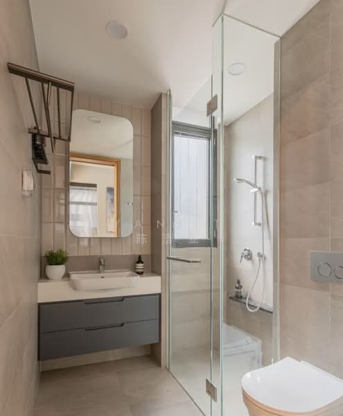 Olloi Condominium For Sale at S$ 3,000,000 | PropertyGuru Singapore - Bathroom