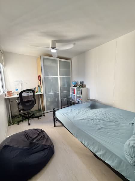 359B Admiralty Drive HDB Flat For Sale at S$ 650,000 | PropertyGuru Singapore - Bedroom