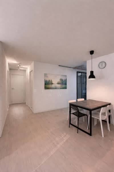 359B Admiralty Drive, 359B Admiralty Drive, 3 Bedrooms, 1,184 sqft, HDB Flat For Sale, by Berlyn Aw, 500101521 - Corridor - PropertyGuru.com.sg