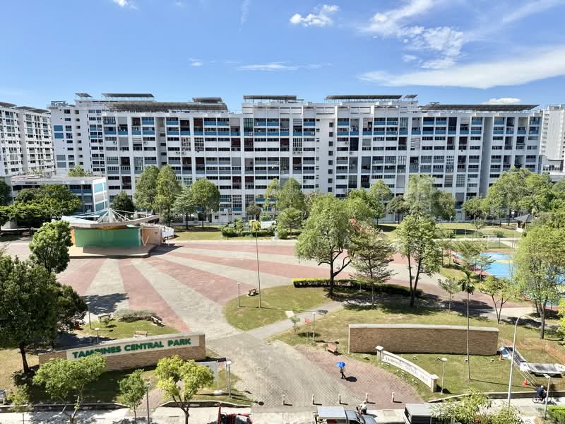 856B Tampines Street 82, 856B Tampines Street 82, 4 Bedrooms, 1,571 sqft, HDB Flat For Sale, by Victor Pang, 500101531 - Exterior - PropertyGuru.com.sg