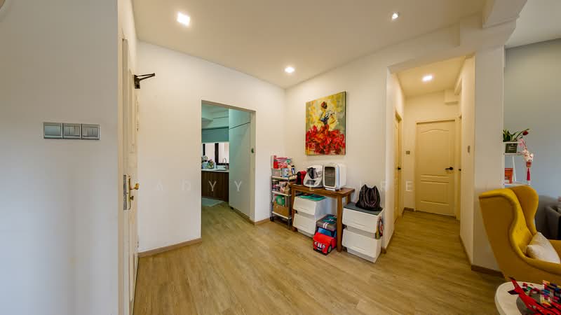 Bayshore Park Condominium For Sale at S$ 1,400,000 | PropertyGuru Singapore - Entrance