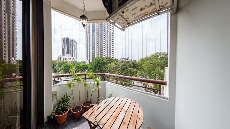 Bayshore Park Condominium For Sale at S$ 1,400,000 | PropertyGuru Singapore - Balcony
