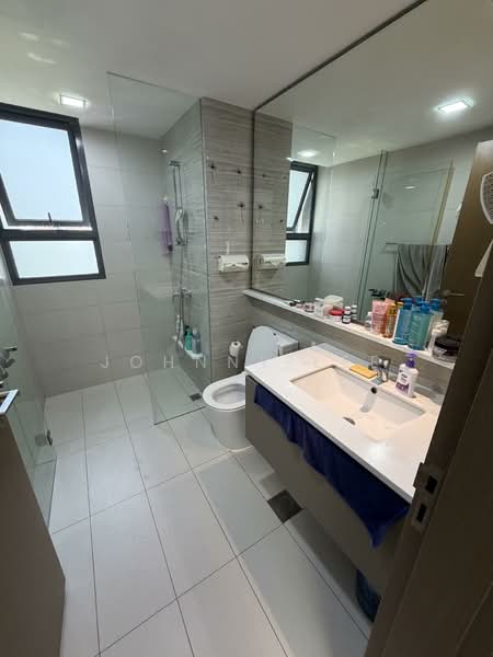 Bellewaters, 11 Anchorvale Crescent, 4 Bedrooms, 1,195 sqft, Executive Condominium For Sale, by Johnny Lee, 500101573 - Bathroom - PropertyGuru.com.sg