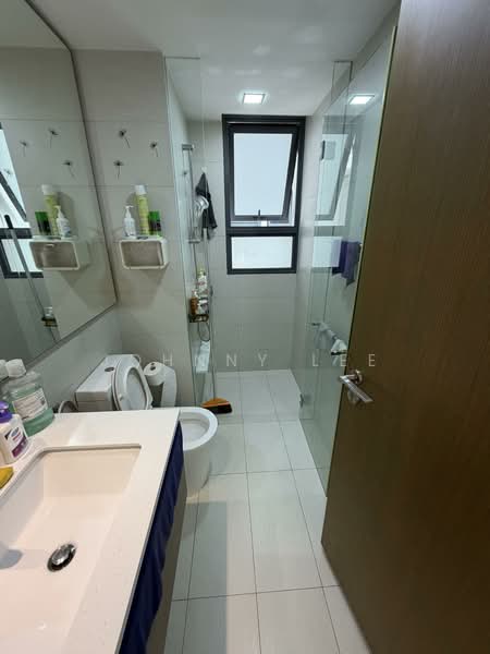 Bellewaters, 11 Anchorvale Crescent, 4 Bedrooms, 1,195 sqft, Executive Condominium For Sale, by Johnny Lee, 500101573 - Bathroom - PropertyGuru.com.sg