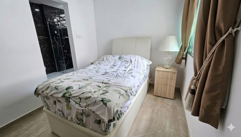 Changi Court Condominium For Sale at S$ 2,498,000 | PropertyGuru Singapore - Bedroom