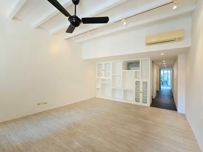 ELEGANT Everitt 3 Bed Plus Study/ Garden Conservation House For Sale at S$ 5,330,000 | PropertyGuru Singapore - Living Room