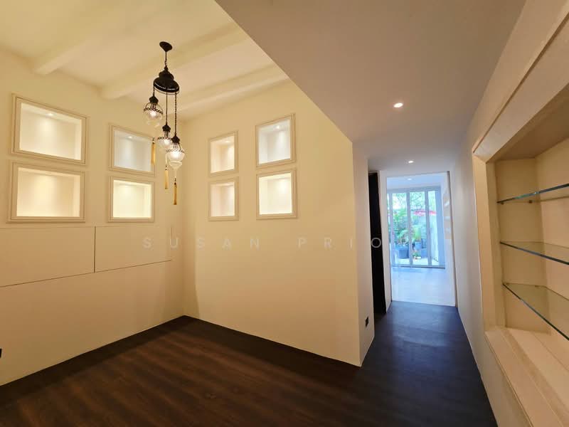 ELEGANT Everitt 3 Bed Plus Study/ Garden Conservation House For Sale at S$ 5,330,000 | PropertyGuru Singapore - Interior