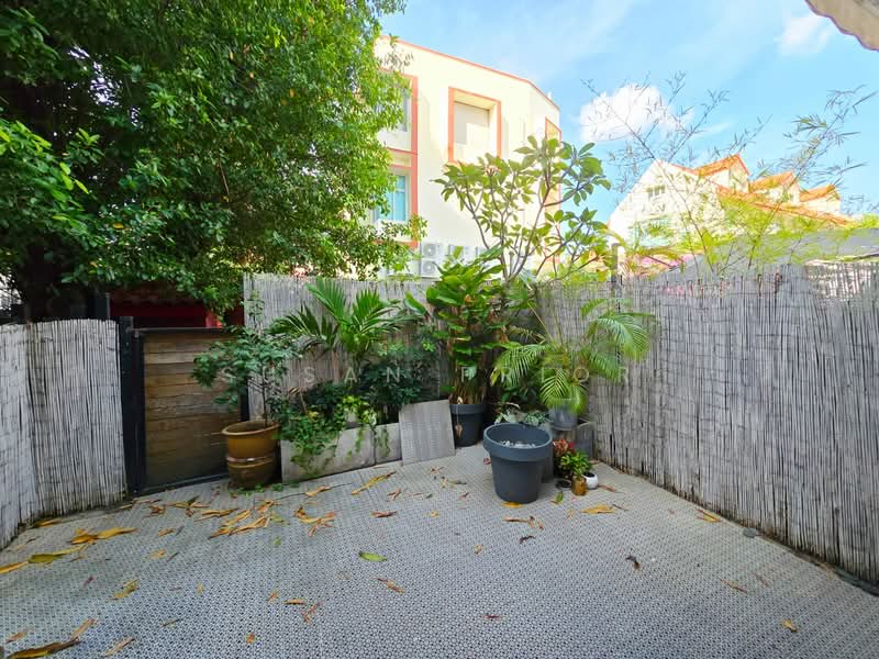 ELEGANT Everitt 3 Bed Plus Study/ Garden Conservation House For Sale at S$ 5,330,000 | PropertyGuru Singapore