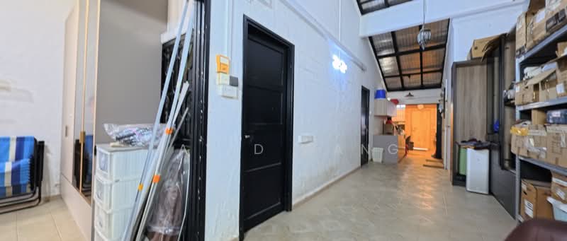 Jalan Kuras, Jalan Kuras, 3 Bedrooms, 1,800 sqft, Terraced House For Rent, by David Wang, 500101607 - PropertyGuru.com.sg