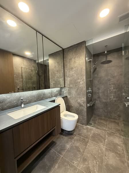 Kopar At Newton, 4 Makeway Avenue, 2 Bedrooms, 615 sqft, Condominium For Rent, by Tina Hao, 500101617 - Bathroom - PropertyGuru.com.sg