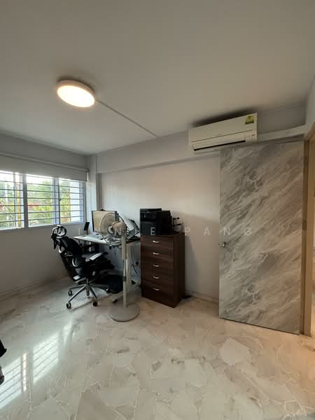 335 Ang Mo Kio Avenue 1, 335 Ang Mo Kio Avenue 1, 3 Bedrooms, 980 sqft, HDB Flat For Sale, by Winnie Pang, 500101626 - Study - PropertyGuru.com.sg