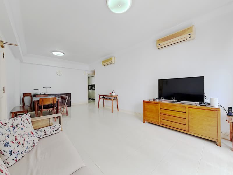 Parkview Apartments, 3 Bukit Batok Street 25, 3 Bedrooms, 1,087 sqft, Apartment For Sale, by Lim Kai Vearn, 500101631 - Living Room - PropertyGuru.com.sg