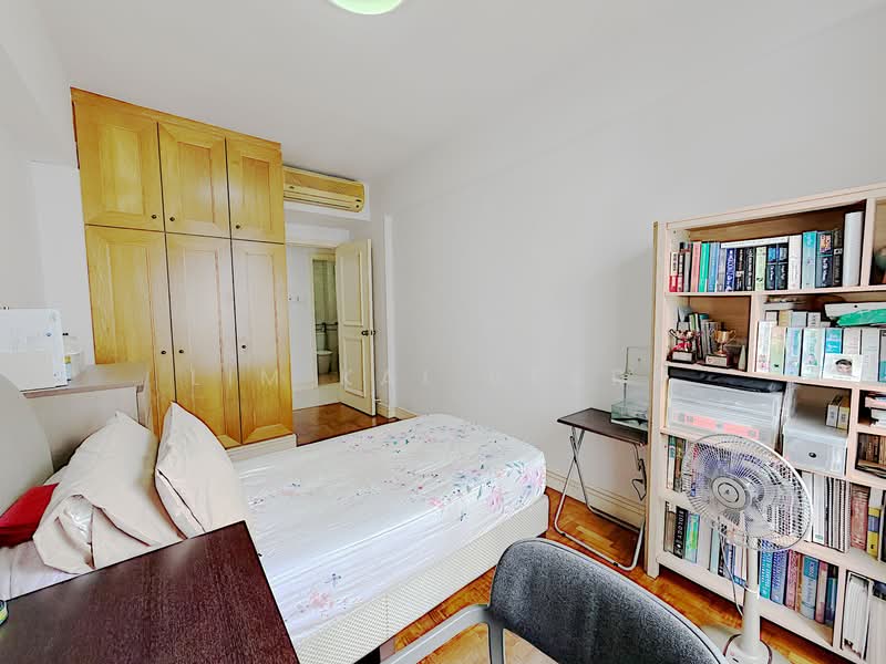 Parkview Apartments, 3 Bukit Batok Street 25, 3 Bedrooms, 1,087 sqft, Apartment For Sale, by Lim Kai Vearn, 500101631 - Bedroom - PropertyGuru.com.sg