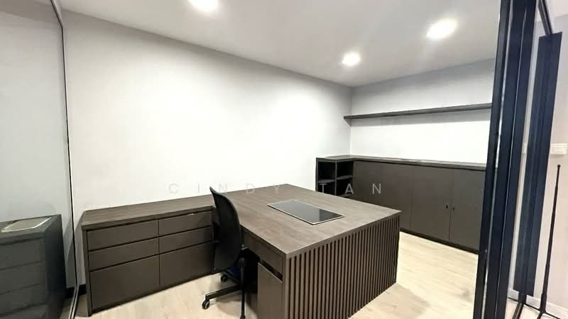 Hua Guan Garden, , 4 Bedrooms, 2,500 sqft, Terraced House For Sale, by Cindy Tan, 500101642 - Study Room - PropertyGuru.com.sg