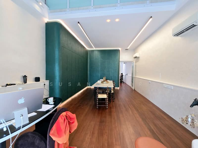 For Sale - D10 Conservation Style With Pizzazz