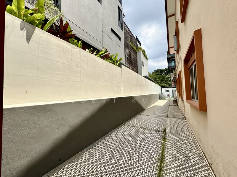 Simon Place, Simon Place, 4 Bedrooms, 2,600 sqft, Semi-Detached House For Sale, by Albert Kuck, 500101673 - Exterior - PropertyGuru.com.sg