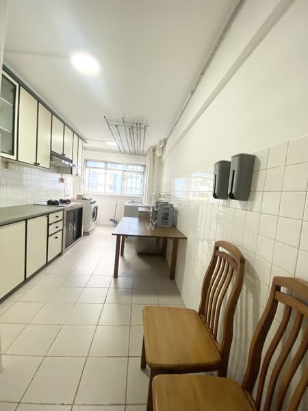 867 Yishun Street 81, 867 Yishun Street 81, 3 Bedrooms, 904 sqft, HDB Flat For Rent, by Andrew Yong, 500101683 - Kitchen - PropertyGuru.com.sg