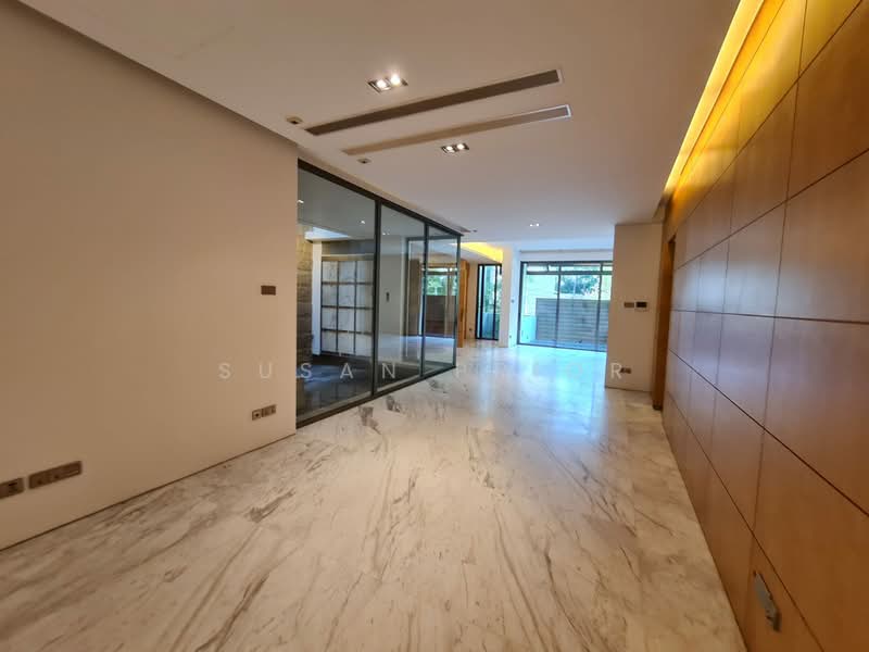 The Ladyhill Exclusive Couples Dream, , 3 Bedrooms, 3,200 sqft, Condominium For Rent, by Susan Prior, 500101686 - PropertyGuru.com.sg