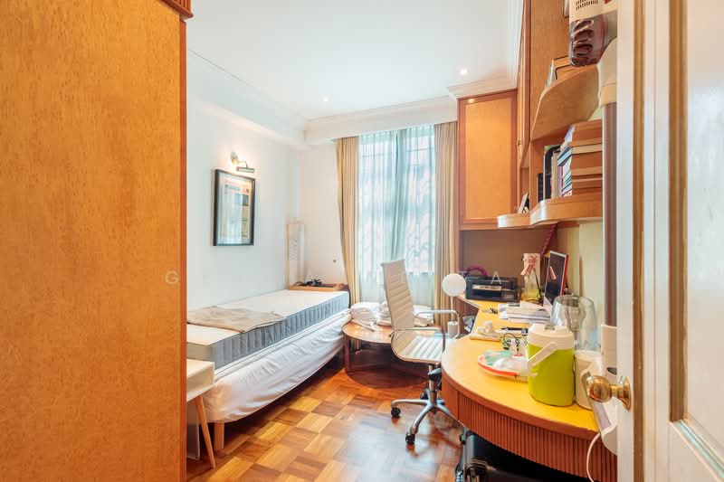 Spring Grove Condominium For Sale at S$ 1,700,000 | PropertyGuru Singapore - Bedroom