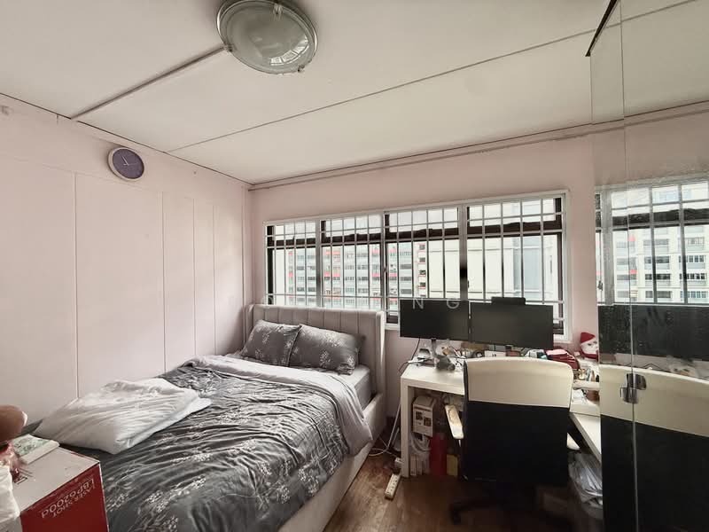 787B Woodlands Crescent HDB Flat For Sale at S$ 750,000 | PropertyGuru Singapore - Bedroom