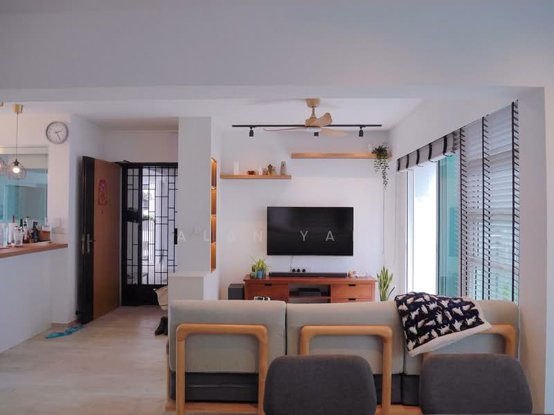 269B Punggol Field HDB Flat For Sale at S$ 758,000 | PropertyGuru Singapore - Living Room
