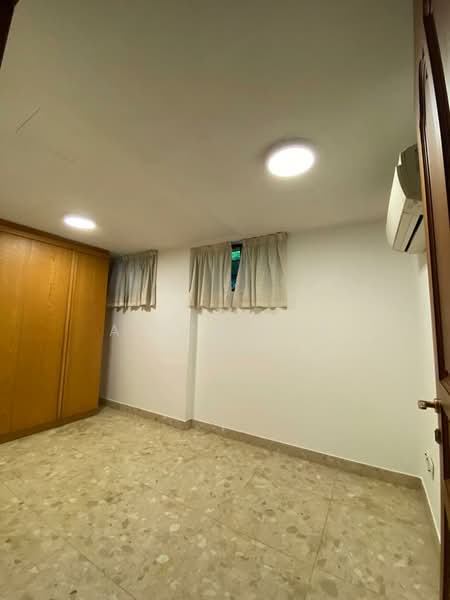 University Park, University Walk, 5 Bedrooms, 3,600 sqft, Semi-Detached House For Rent, by Alice Yap, 500101702 - Bedroom - PropertyGuru.com.sg