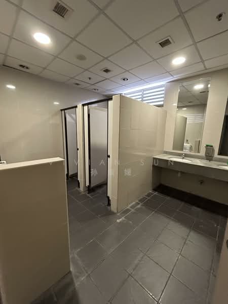 103 Defu Lane, 103 Defu Lane 10, 45,144 sqft, Light Industrial (B1) For Rent, by Vivian Sun 孙淑媛, 500101708 - Bathroom - CommercialGuru.com.sg
