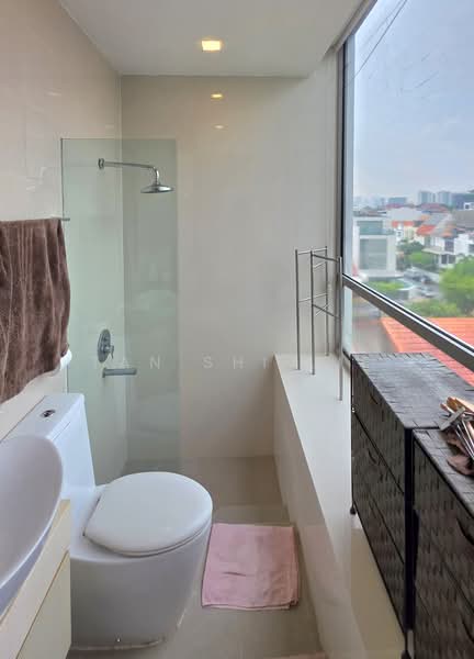 Cantiz @ Rambai, 21 Rambai Road, 2 Bedrooms, 1,636 sqft, Condominium For Sale, by Tan Shi Jie, 500101709 - Bathroom - PropertyGuru.com.sg