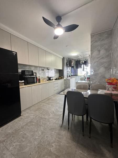 102 Bukit Purmei Road, 102 Bukit Purmei Road, 2 Bedrooms, 732 sqft, HDB Flat For Rent, by Marcus Lim, 500101723 - Kitchen - PropertyGuru.com.sg