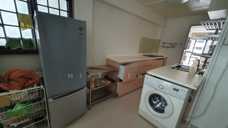 6 Jalan Batu, 6 Jalan Batu, 2 Bedrooms, 646 sqft, HDB Flat For Sale, by Mike Heng, 500101729 - Kitchen - PropertyGuru.com.sg