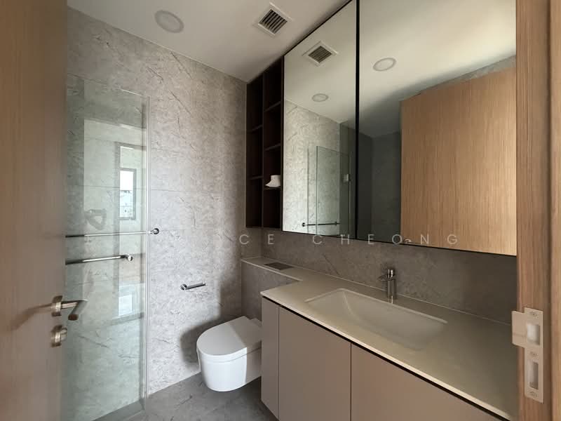 Verdale, 10 De Souza Avenue, 2 Bedrooms, 743 sqft, Condominium For Rent, by Florence Cheong, 500101733 - Bathroom - PropertyGuru.com.sg