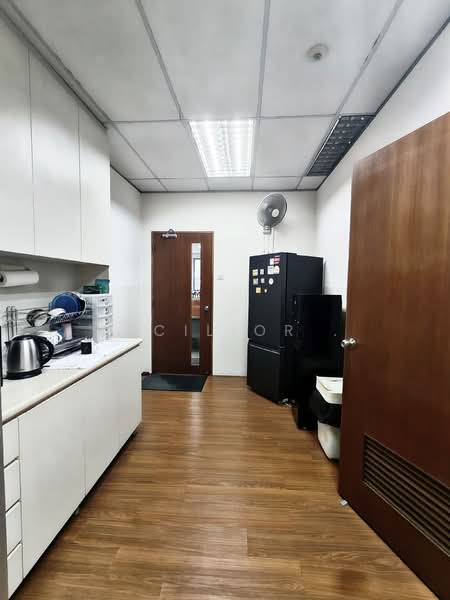 Uni-Tech Centre, 55 Toh Guan Rd East, 1,380 sqft, Factory / Workshop (B2) For Rent, by CICILIOR ., 500101743 - Kitchen - CommercialGuru.com.sg