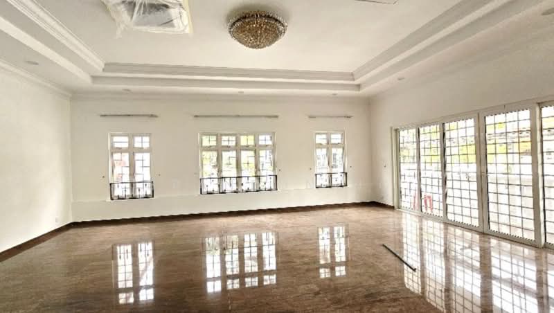 ⭐️⭐️LANDED7772 @ DETACHED AT GOODMAN FOR SALE Bungalow House For Sale at S$ 40,000,000 | PropertyGuru Singapore - Living Room