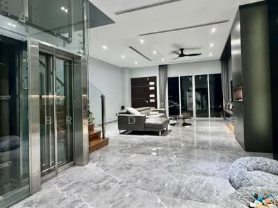 For Sale - ⭐️⭐️LANDED7772 @ RENOVATED TERRACE AT SELETAR