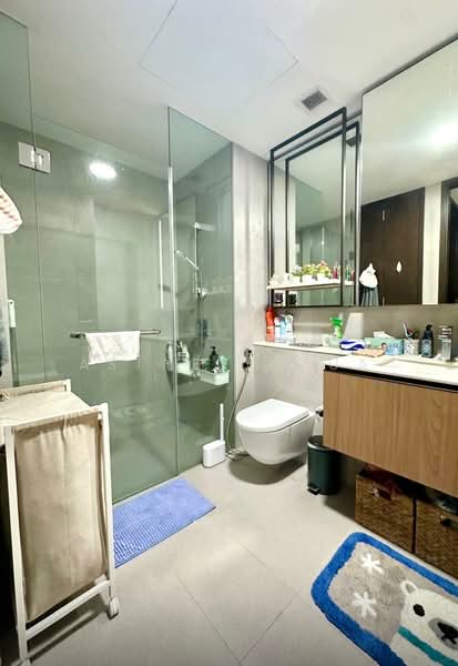 JadeScape, 314 Shunfu Road, 2 Bedrooms, 646 sqft, Condominium For Sale, by Asthee Chua, 500101762 - Bathroom - PropertyGuru.com.sg