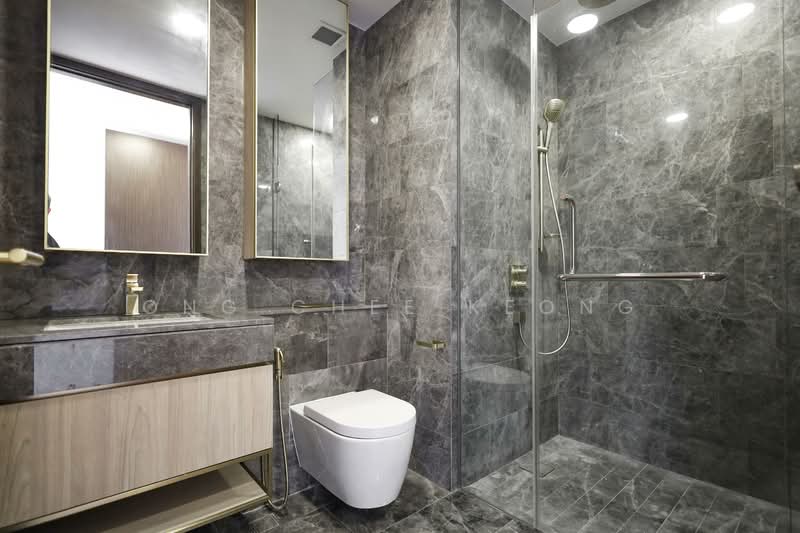 Meyer Mansion, 79 Meyer Road, 3 Bedrooms, 1,109 sqft, Condominium For Rent, by Ong Chee Keong, 500101766 - Bathroom - PropertyGuru.com.sg