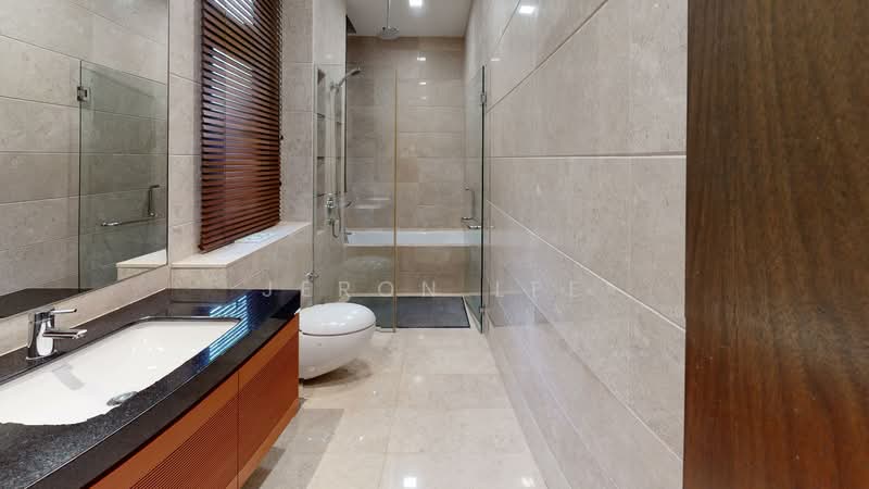 36 Jalan Tupai, Jalan Tupai, 7 Bedrooms, 4,860 sqft, Semi-Detached House For Rent, by Jeron Lee, 500101767 - Bathroom - PropertyGuru.com.sg