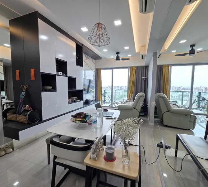 Stars of Kovan, 986 Upper Serangoon Road, 2 Bedrooms, 807 sqft, Condominium For Sale, by Joey Teo 張彩億, 500101775 - Living Room - PropertyGuru.com.sg