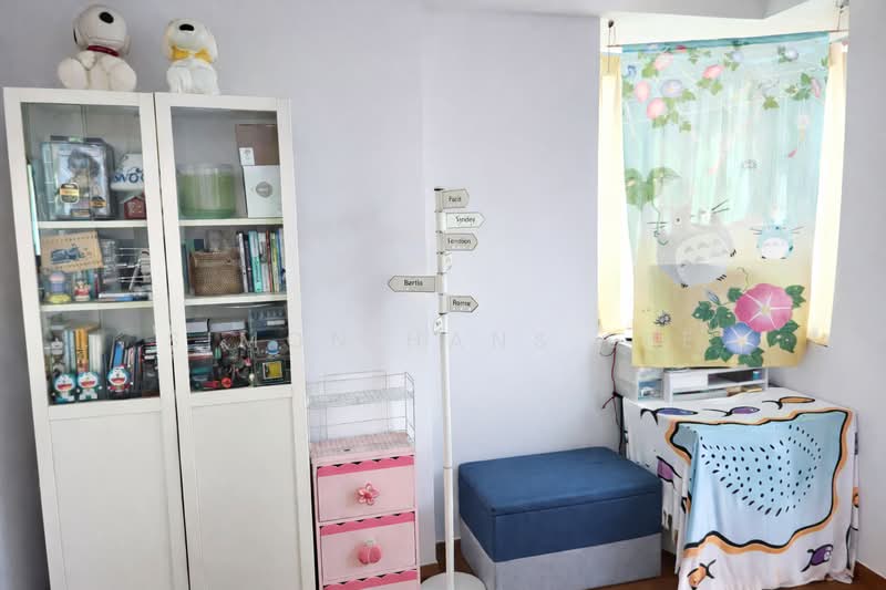 Papillon, 8 Jalan Rama Rama, 3 Bedrooms, 1,227 sqft, Apartment For Sale, by Simon Hans Lee, 500101778 - Master Room - PropertyGuru.com.sg