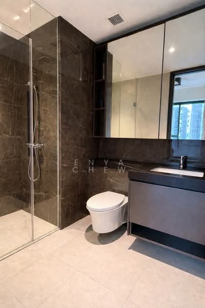 Parc Clematis, 8A Jalan Lempeng, 2 Bedrooms, 721 sqft, Condominium For Sale, by Enya Chew, 500101780 - Bathroom - PropertyGuru.com.sg