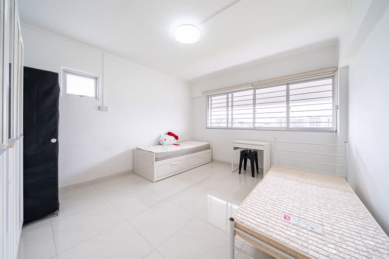 166 Yishun Ring Road, 166 Yishun Ring Road, 3 Bedrooms, 1,302 sqft, HDB Flat For Sale, by Wayne Tang, 500101782 - Bedroom - PropertyGuru.com.sg