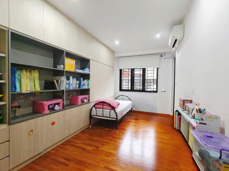 ⭐️Detachable⭐️near MRT⭐️Renovated⭐️Fiona 国凤 8218☎️5108, Jalan Jambu Ayer, Jalan Jambu Mawar, Jalan Jambu Batu, Hua Guan Ave, Sian Tuan Ave, 5 Bedrooms, 5,000 sqft, Detached House For Sale, by Fiona Yin, 500101788 - Bedroom - PropertyGuru.com.sg