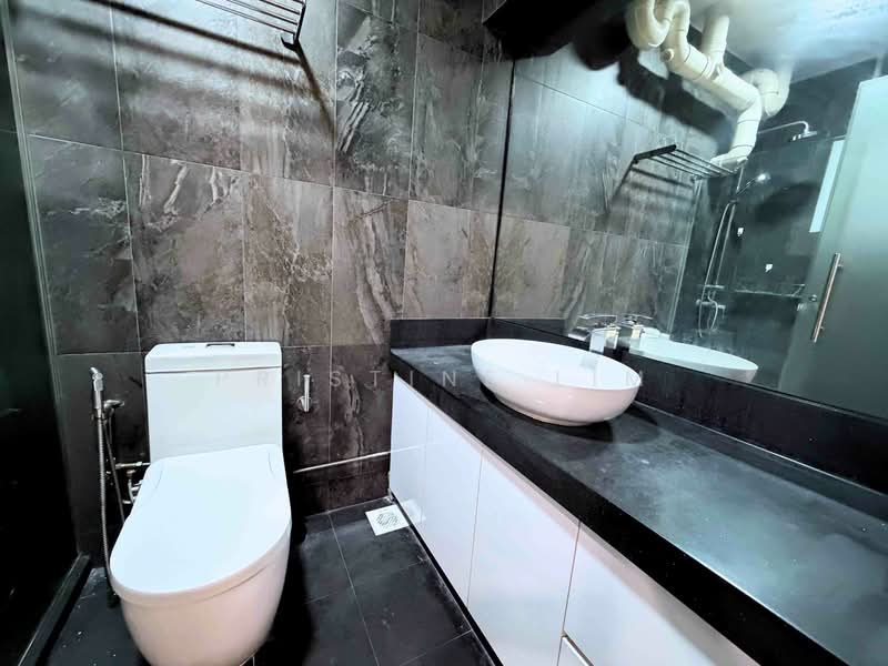 118A Jalan Membina HDB Flat For Sale at S$ 918,000 | PropertyGuru Singapore - Bathroom