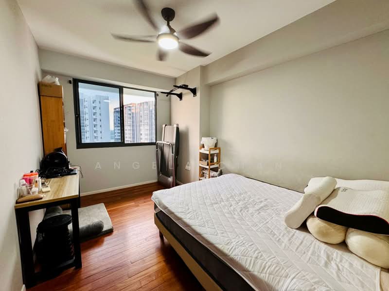 310C Punggol Walk HDB Flat For Sale at S$ 900,000 | PropertyGuru Singapore - Bedroom